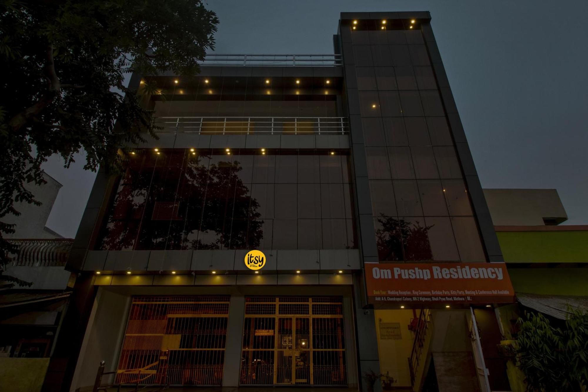 Hotel O Om Pushp Residency Mathura Εξωτερικό φωτογραφία