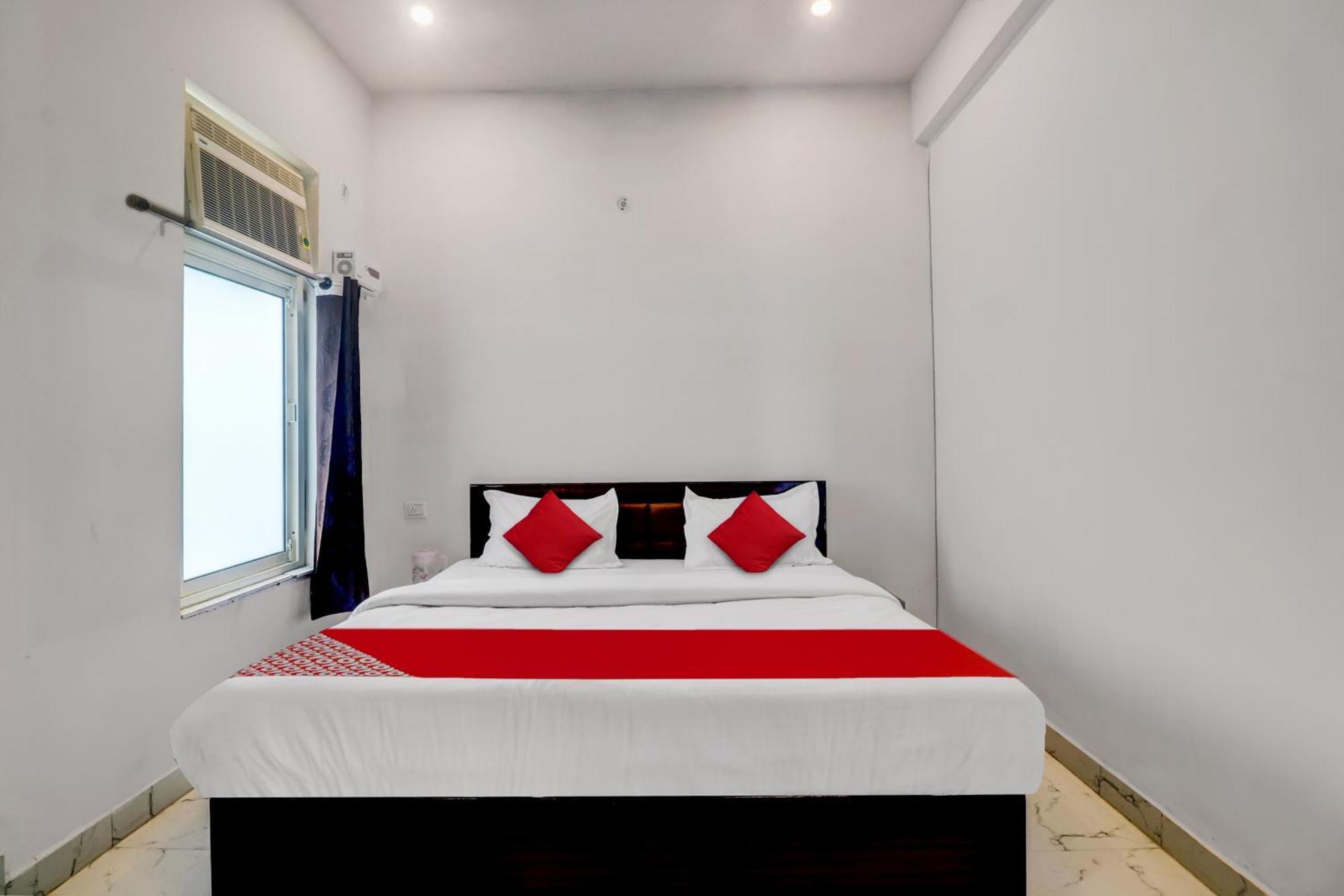 Hotel O Om Pushp Residency Mathura Εξωτερικό φωτογραφία