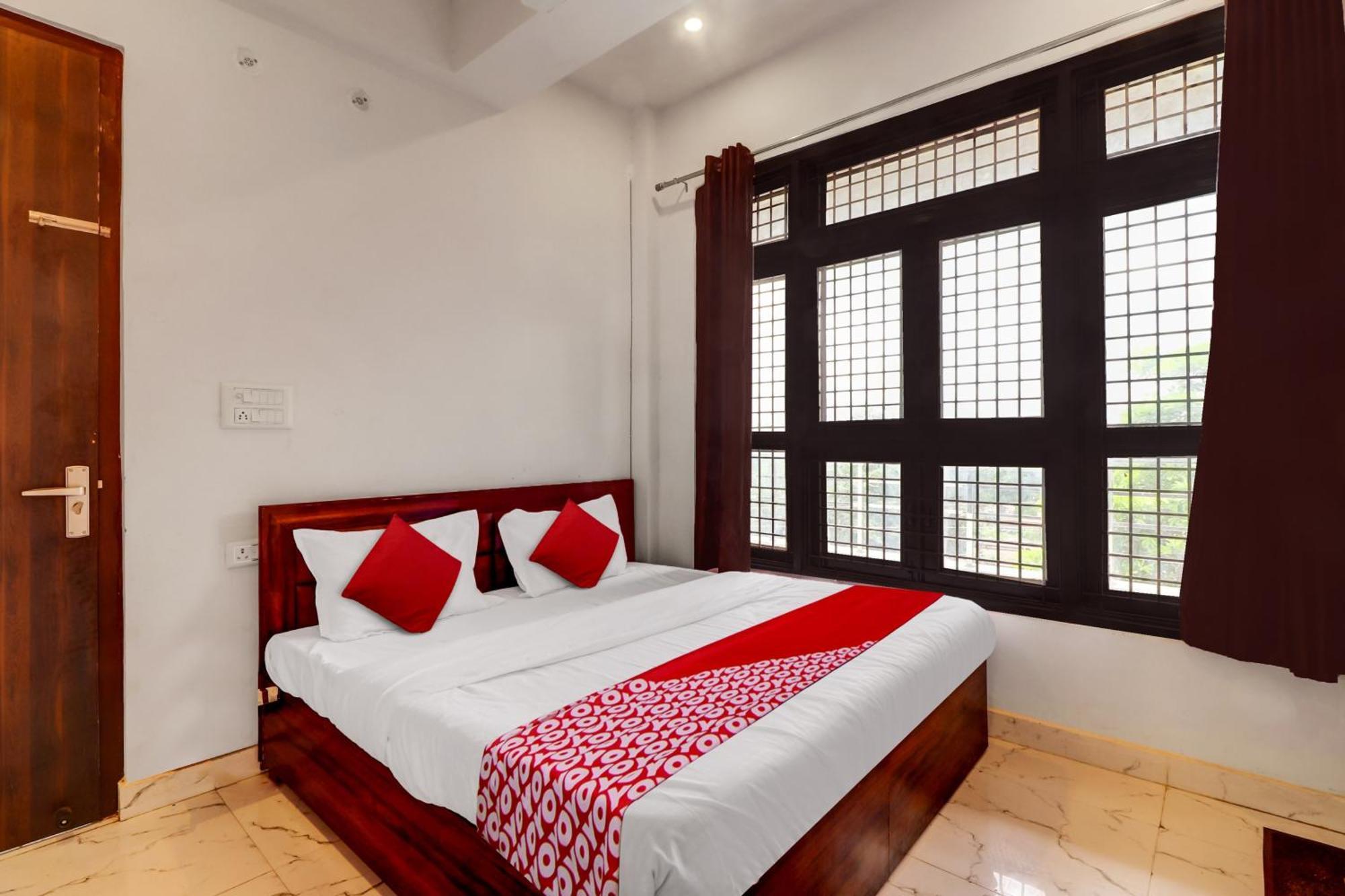 Hotel O Om Pushp Residency Mathura Εξωτερικό φωτογραφία